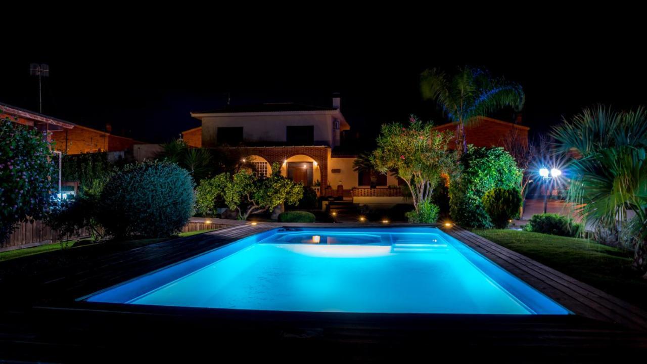 Villa Paquita - Delta De L'Ebre Делтебре Екстериор снимка