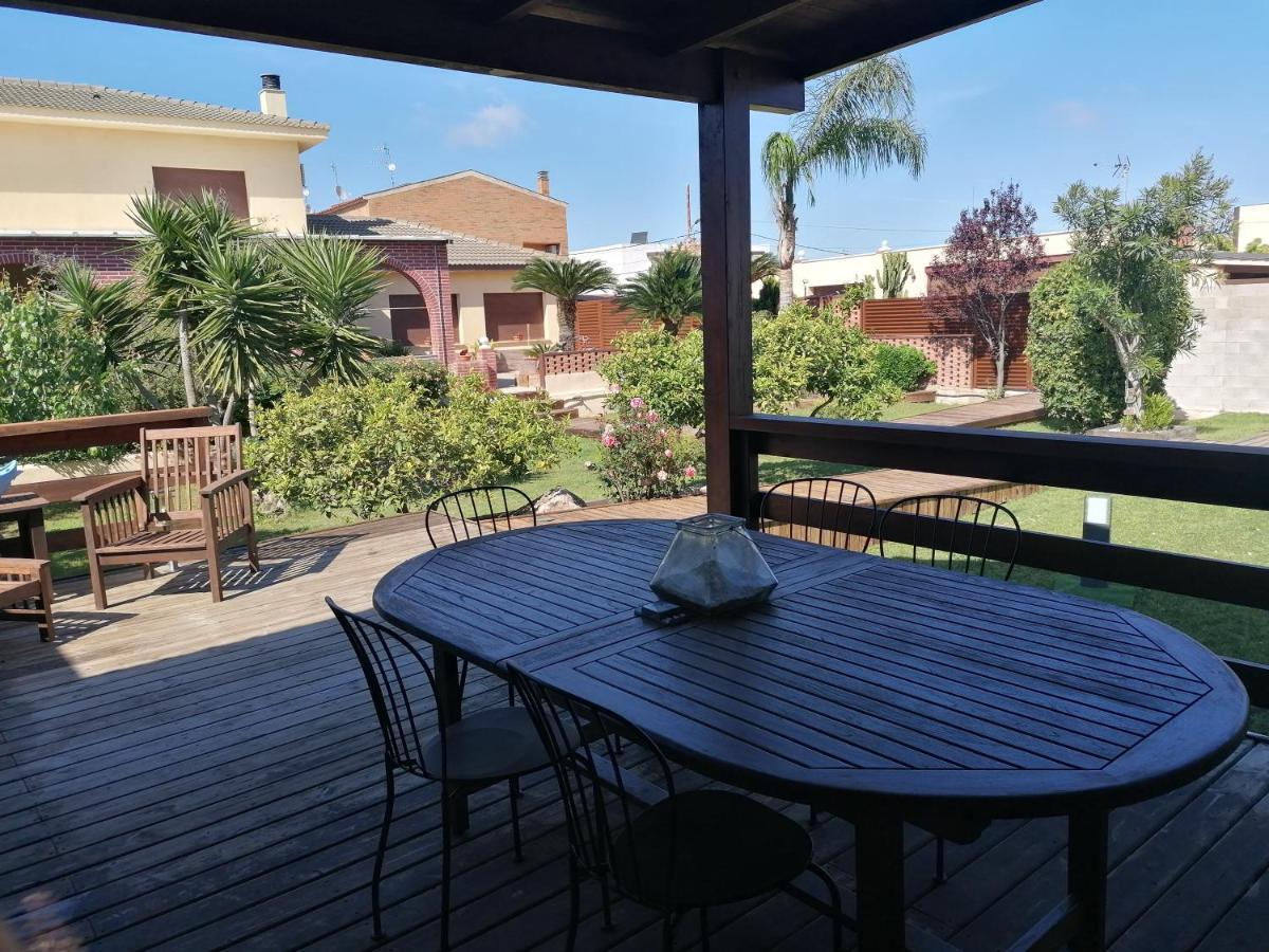 Villa Paquita - Delta De L'Ebre Делтебре Екстериор снимка